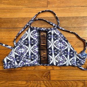 High Neck Bikini Top 👙